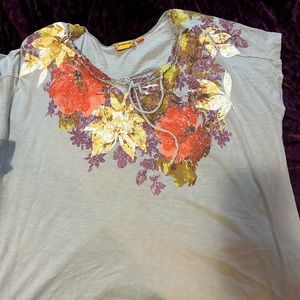 Avenue! 30/32 shirt!